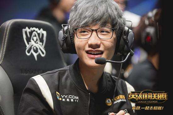 走出低谷的 走出低谷的