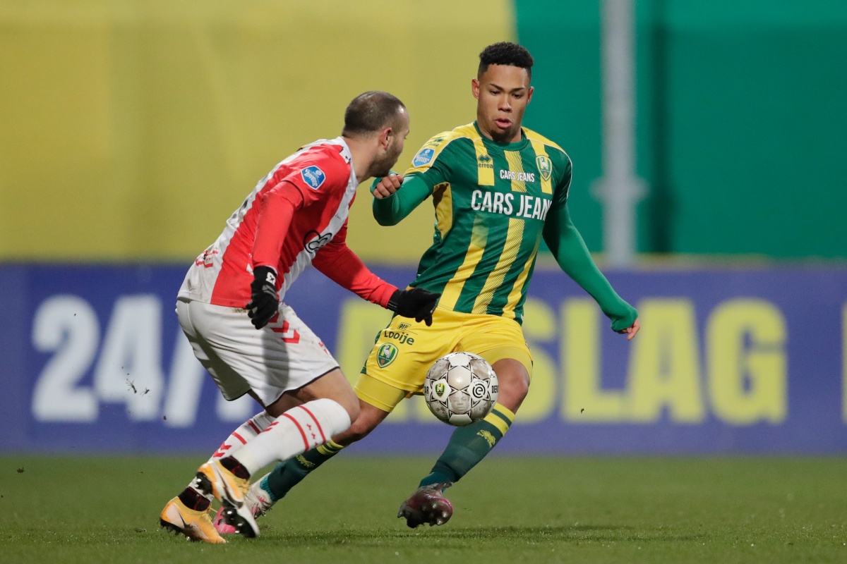 她的打法冷 她的打法冷